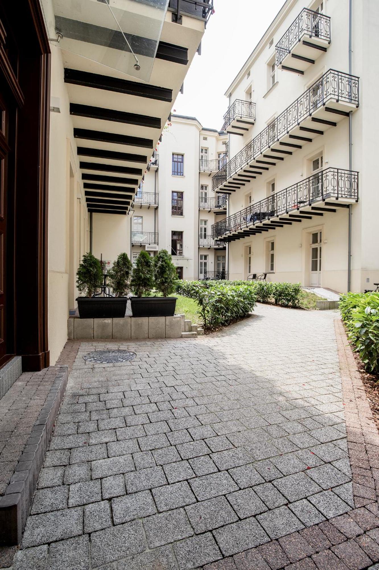 Cozy Apartment In Old Town Краков Экстерьер фото
